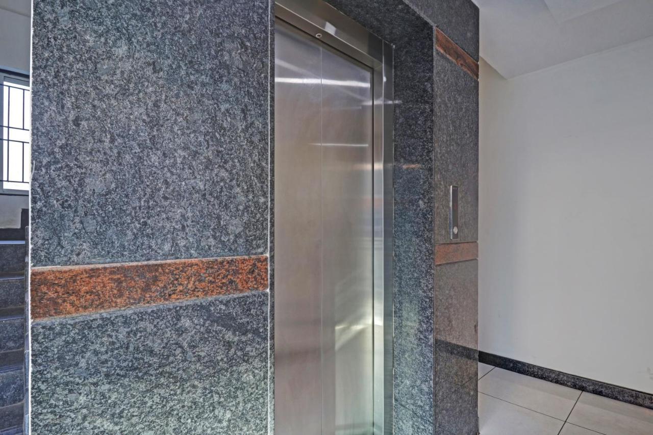 Hotel Itsy By Treebo - Royal Comfort Bengaluru Zewnętrze zdjęcie